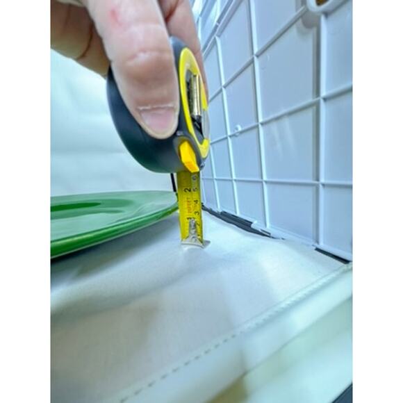 Pottery Barn "SAUSALITO" Green Large Plate PLZ READ!! SMALL CHIP! FINAL SALE! - Picture 7 of 7